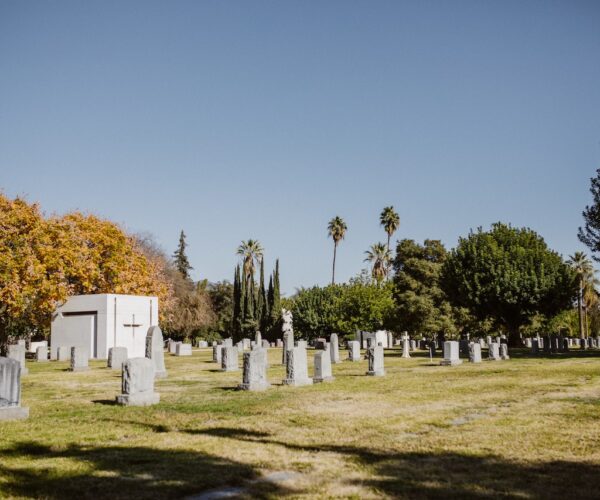 When to Buy a Cemetery Plot