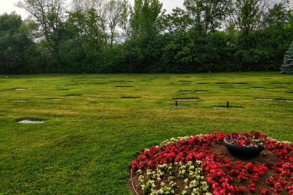 Three Burial Plots for Sale – Rideau Memorial Gardens, Dollard des Ormeaux, Quebec