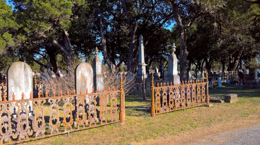 Resale Cemetery Plots: A Guide to Buying and Selling